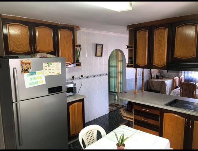 4 BEDROOM HOUSE FOR SALE IN SHALLCROSS